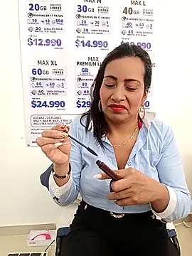 Snapshot of PAULA20- chatting on January 16, 2026, 1:26 pm PAULA20- online show from January 16, 2026, 1:26 pm