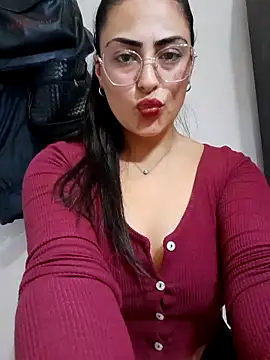 Nella 09 online show from September 20, 2025, 6:42 pm