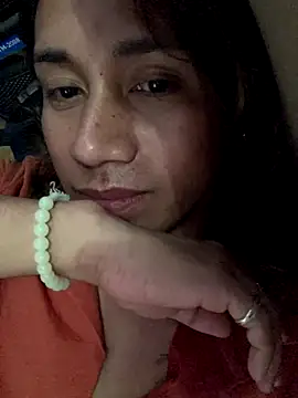 Snapshot of pretty_TRANSjona chatting on November 16, 2025, 8:20 am pretty TRANSjona online show from November 16, 2025, 8:20 am