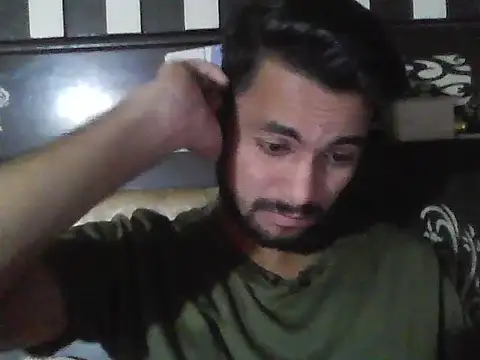 ursdreamperson online show from November 7, 2025, 7:08 am