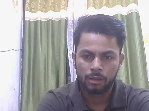 ursdreamperson online show from June 11, 2026, 1:05 am