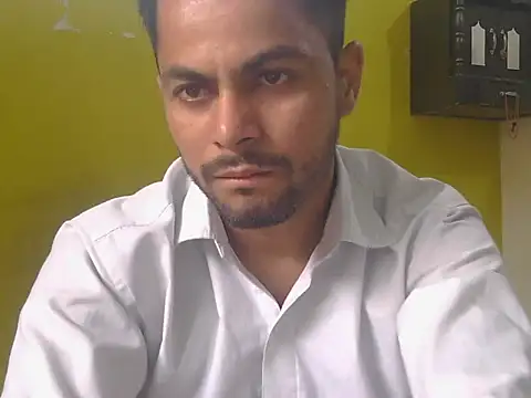 ursdreamperson online show from June 15, 2026, 1:08 am