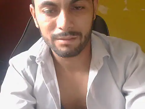 ursdreamperson online show from June 19, 2026, 1:15 pm