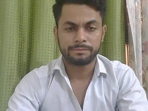 ursdreamperson online show from June 23, 2026, 1:09 pm