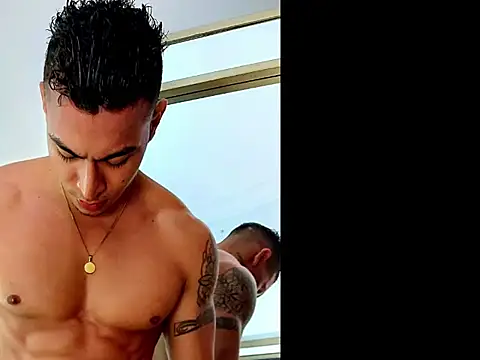 cristopher 22cm online show from January 9, 2026, 1:19 am