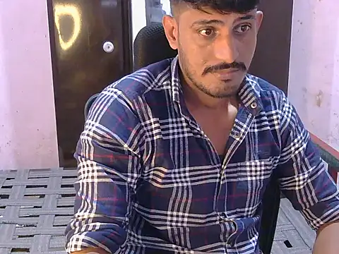 Snapshot of krishjaat43 chatting on June 21, 2026, 6:32 pm krishjaat43 online show from June 21, 2026, 6:32 pm