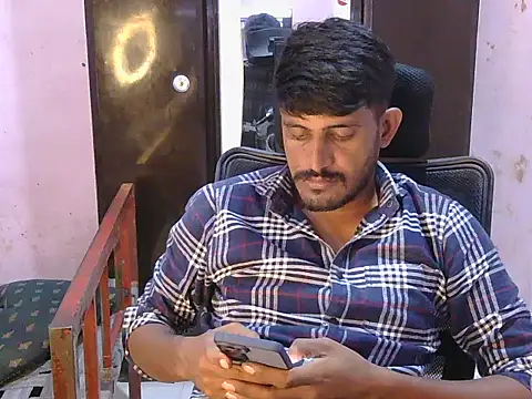Snapshot of krishjaat43 chatting on July 9, 2026, 3:43 am krishjaat43 online show from July 9, 2026, 3:43 am