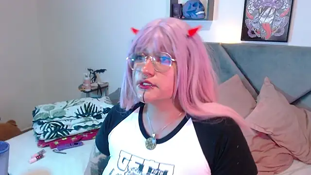 XxGreenGoodxX online show from February 7, 2026, 8:34 pm