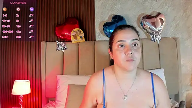  Cris Spicy  online show from July 4, 2026, 7:31 pm