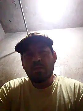 Lujor online show from April 23, 2026, 10:45 pm