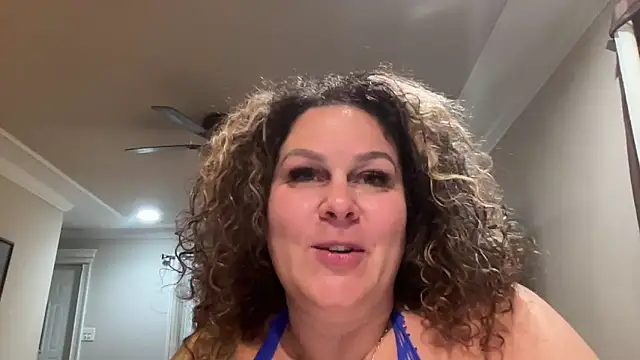 Snapshot of number1slut chatting on September 27, 2025, 3:33 am number1slut online show from September 27, 2025, 3:33 am