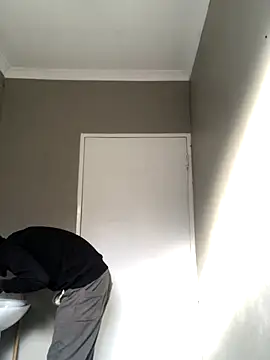 cuminsidebby online show from October 30, 2025, 4:58 am