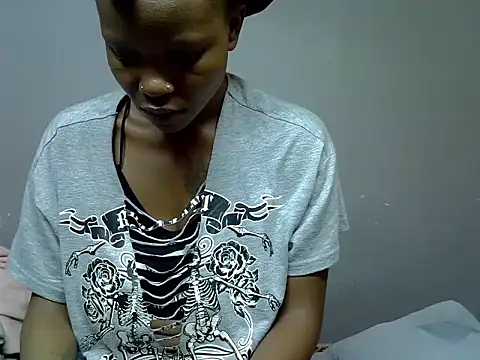 Sweetlanah online show from November 2, 2025, 9:50 pm