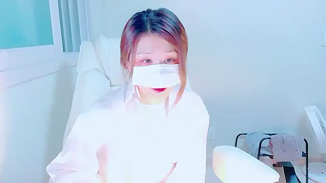 Snapshot of hyeony_s96 chatting on October 18, 2025, 12:17 pm hyeony s96 online show from October 18, 2025, 12:17 pm