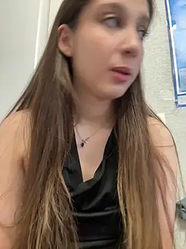 yourfavpsy  online show from April 2, 2026, 1:31 pm