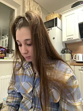 yourfavpsy  online show from April 13, 2026, 5:40 pm