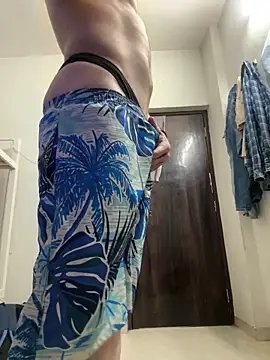 Snapshot of FitNhot_sam chatting on September 29, 2025, 10:42 am FitNhot sam online show from September 29, 2025, 10:42 am