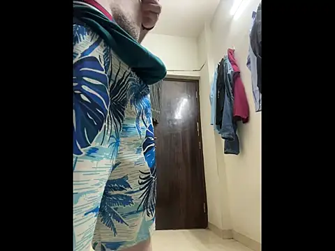 Snapshot of FitNhot_sam chatting on October 16, 2025, 12:06 pm FitNhot sam online show from October 16, 2025, 12:06 pm