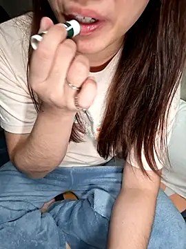 Snapshot of hihiakiko chatting on March 18, 2026, 3:15 pm hihiakiko online show from March 18, 2026, 3:15 pm