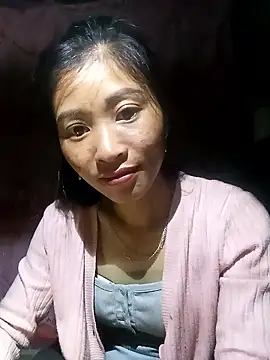 Phuongphuongg online show from September 25, 2025, 9:46 am