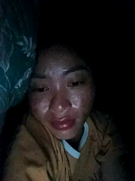 Phuongphuongg online show from October 3, 2025, 9:45 pm