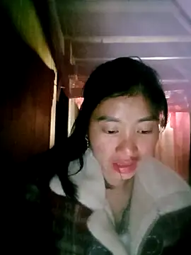 Phuongphuongg online show from December 21, 2025, 5:36 am