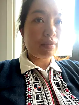 Nhung584 online show from September 17, 2025, 5:20 am