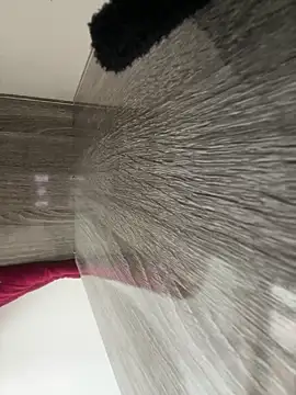 Snapshot of Nhung584 chatting on April 4, 2026, 1:37 am Nhung584 online show from April 4, 2026, 1:37 am