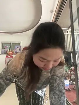 Snapshot of Nhung584 chatting on April 15, 2026, 1:23 am Nhung584 online show from April 15, 2026, 1:23 am