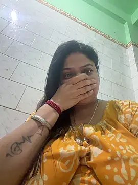 Snapshot of Horny_Kavita chatting on May 7, 2026, 3:50 pm Horny Kavita online show from May 7, 2026, 3:50 pm