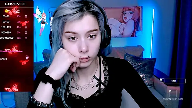 Snapshot of SophieAsh chatting on October 16, 2025, 7:09 am SophieAsh online show from October 16, 2025, 7:09 am