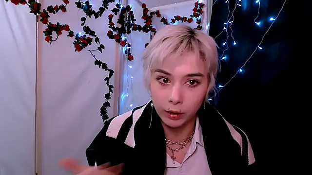 SophieAsh online show from January 14, 2026, 7:19 pm