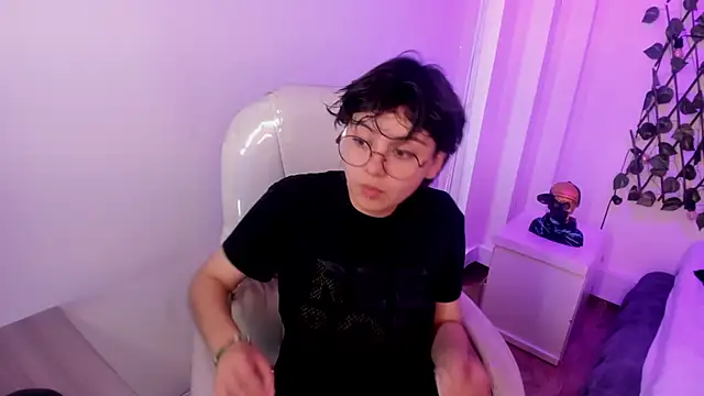 Snapshot of Nathaly_ds chatting on February 7, 2026, 7:17 pm Nathaly ds online show from February 7, 2026, 7:17 pm