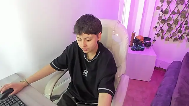 Snapshot of Nathaly_ds chatting on March 4, 2026, 7:09 pm Nathaly ds online show from March 4, 2026, 7:09 pm