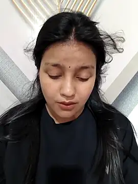 Dipali143143 online show from April 26, 2026, 8:34 am