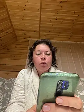 Snapshot of Kiravix chatting on September 14, 2025, 5:34 pm Kiravix online show from September 14, 2025, 5:34 pm