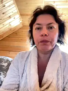 Snapshot of Kiravix chatting on September 15, 2025, 6:13 am Kiravix online show from September 15, 2025, 6:13 am