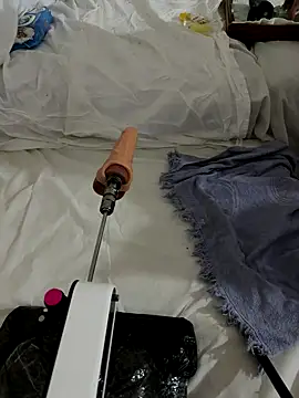 Ozge-SluttyScream69 online show from October 4, 2025, 11:36 pm