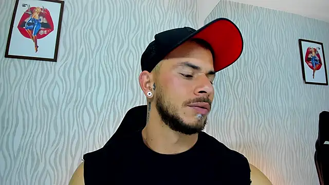 dylan jacobx online show from November 1, 2025, 1:07 am