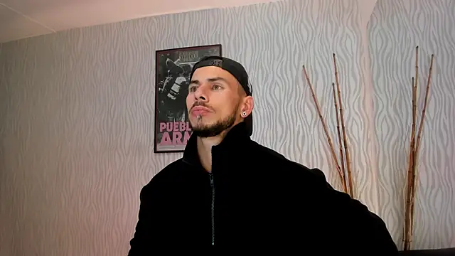 Snapshot of dylan_jacobx chatting on February 17, 2026, 3:14 am dylan jacobx online show from February 17, 2026, 3:14 am