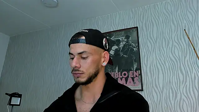 Snapshot of dylan_jacobx chatting on March 4, 2026, 2:28 am dylan jacobx online show from March 4, 2026, 2:28 am