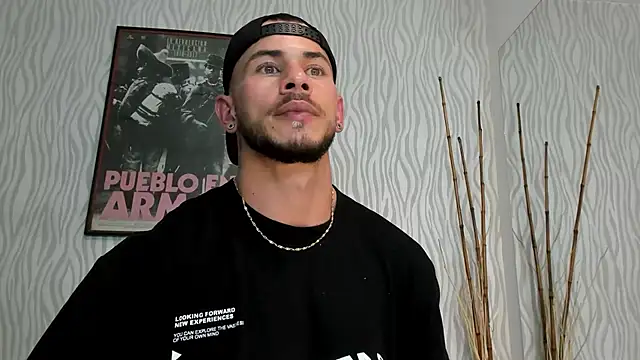 Snapshot of dylan_jacobx chatting on March 8, 2026, 10:46 pm dylan jacobx online show from March 8, 2026, 10:46 pm