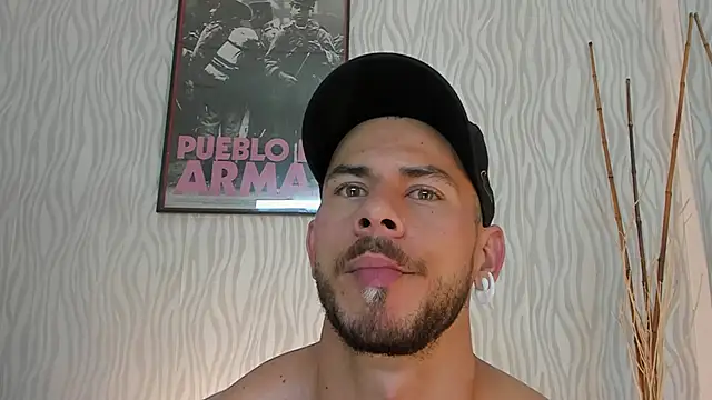dylan jacobx online show from June 14, 2026, 4:03 am