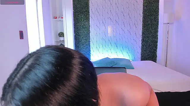 sofiacaramel online show from November 24, 2025, 4:18 pm