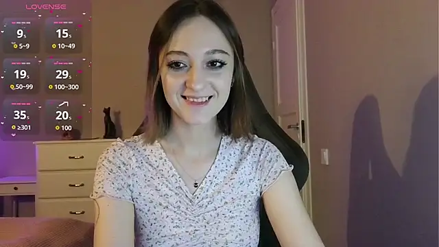 white liillyy online show from June 20, 2026, 9:17 pm