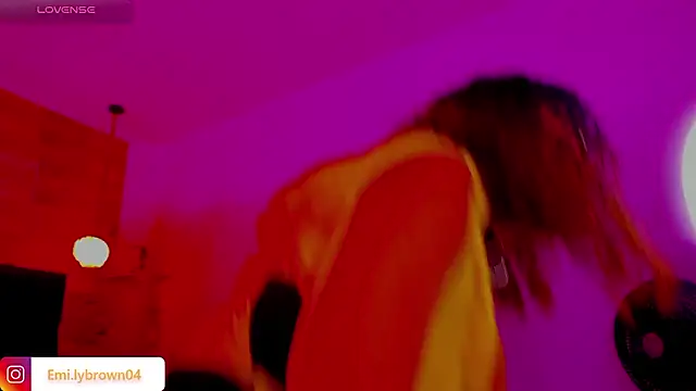 Snapshot of Emily_brown04 chatting on March 6, 2026, 12:45 pm Emily brown04 online show from March 6, 2026, 12:45 pm