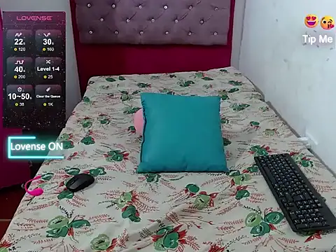 05melany online show from September 24, 2025, 1:53 am