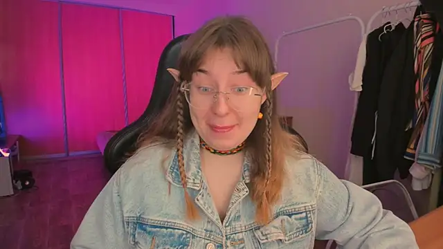 just fucked777 online show from April 30, 2026, 8:42 am