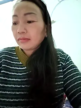 Snapshot of Exembin chatting on January 6, 2026, 9:18 pm Exembin online show from January 6, 2026, 9:18 pm