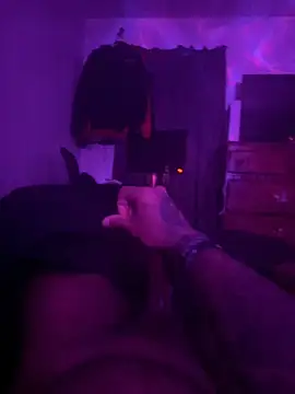 tyrek5051 online show from February 2, 2026, 11:09 am